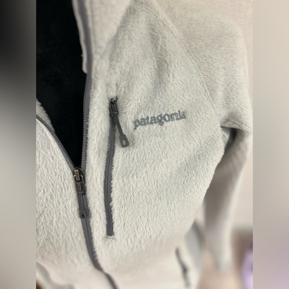 Women’s Patagonia jacket - Picture 7 of 8